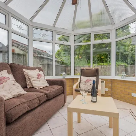 Holiday home 3 Bed In Sz283